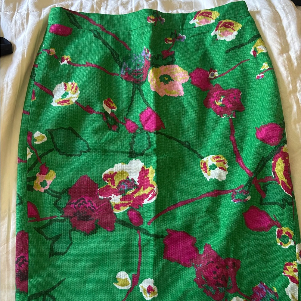 J. Crew Green Pencil Skirt Knee-Length Resort Wear